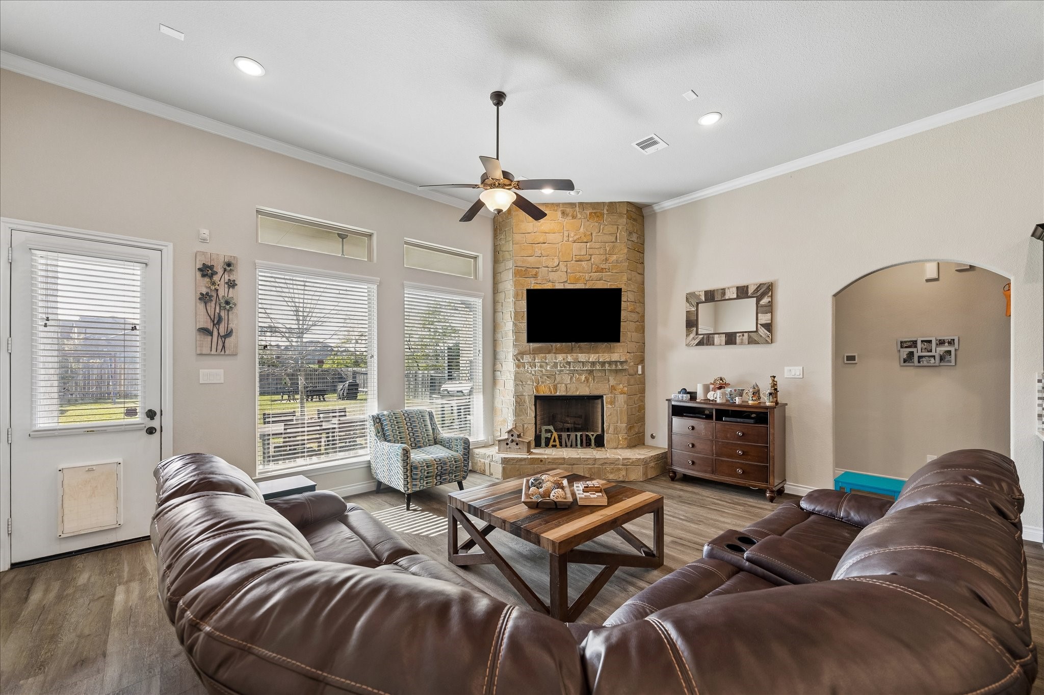 12611 Ranger Court Magnolia, TX 77354 - Photo 2 of 30