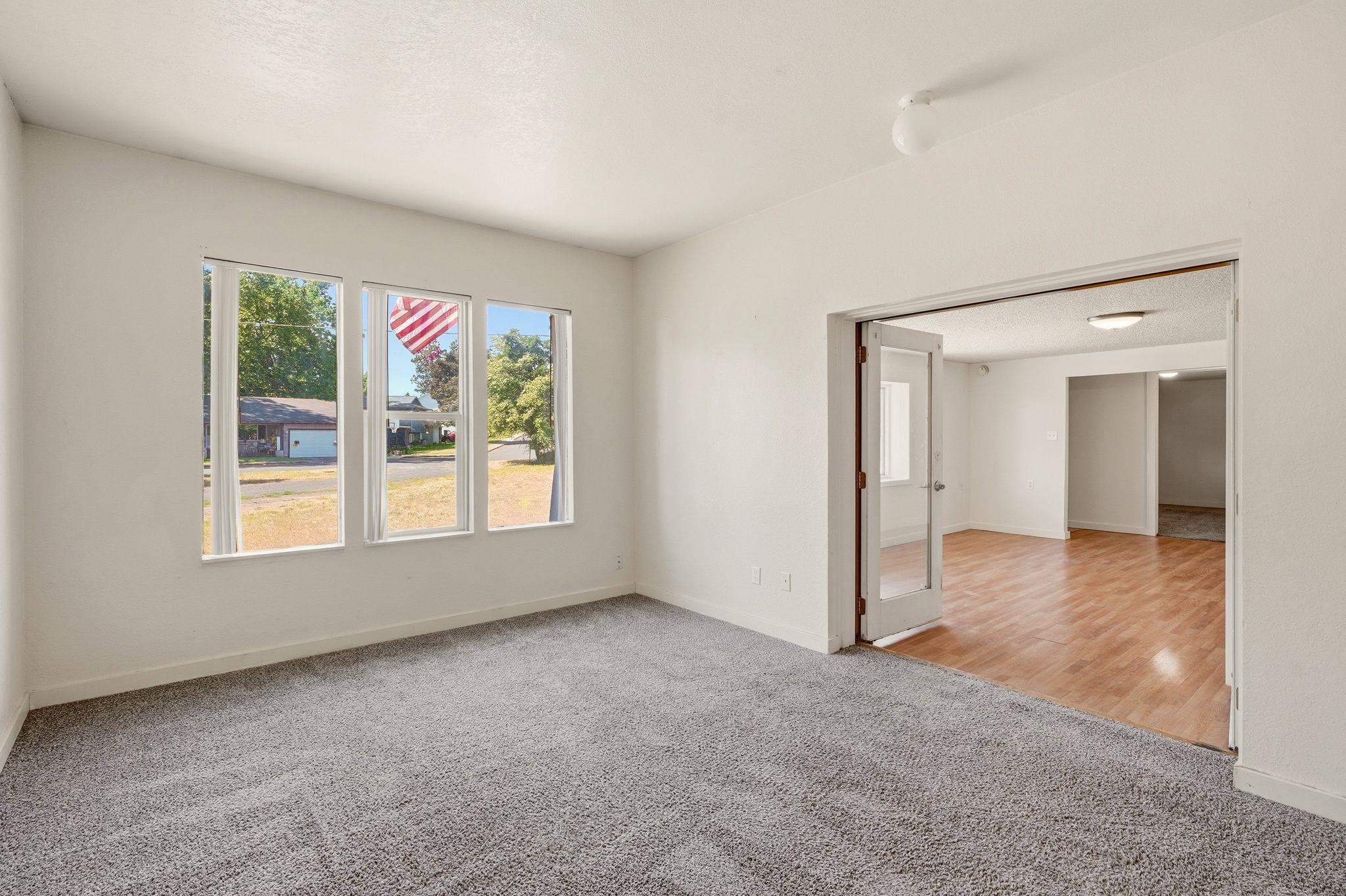 625 Clay Street Cheney, WA 99004 - Photo 11 of 24