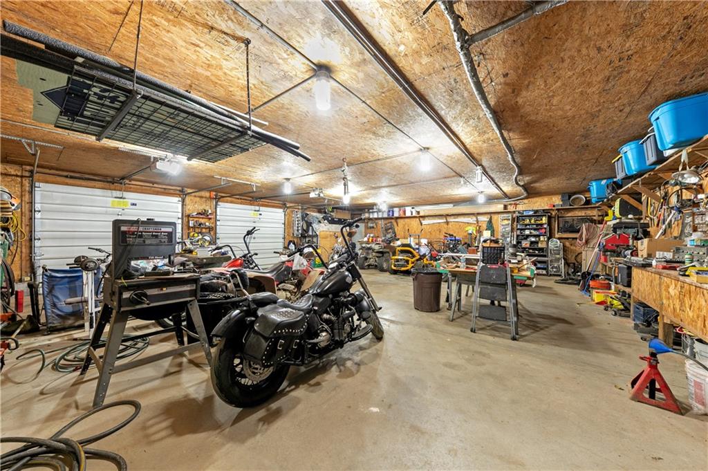 599 Brown Road Acme, PA 15610 - Photo 9 of 37