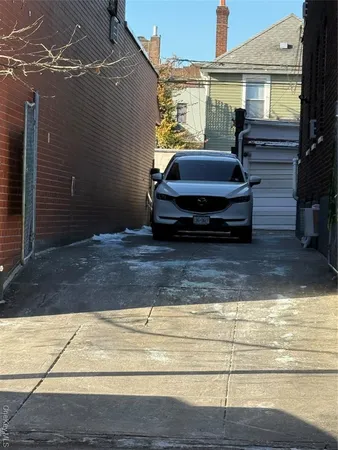 $10,000 | 35-50 92nd Street | Jackson Heights