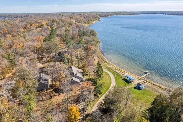 $1,350,000 | 33685 North Cotton Lake Road, Rochert, MN 56578