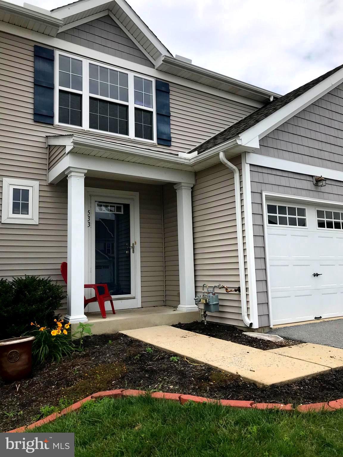 533 Fox Ridge Lane Lebanon, PA 17042 - Photo 3 of 42 Gallery Image 3
