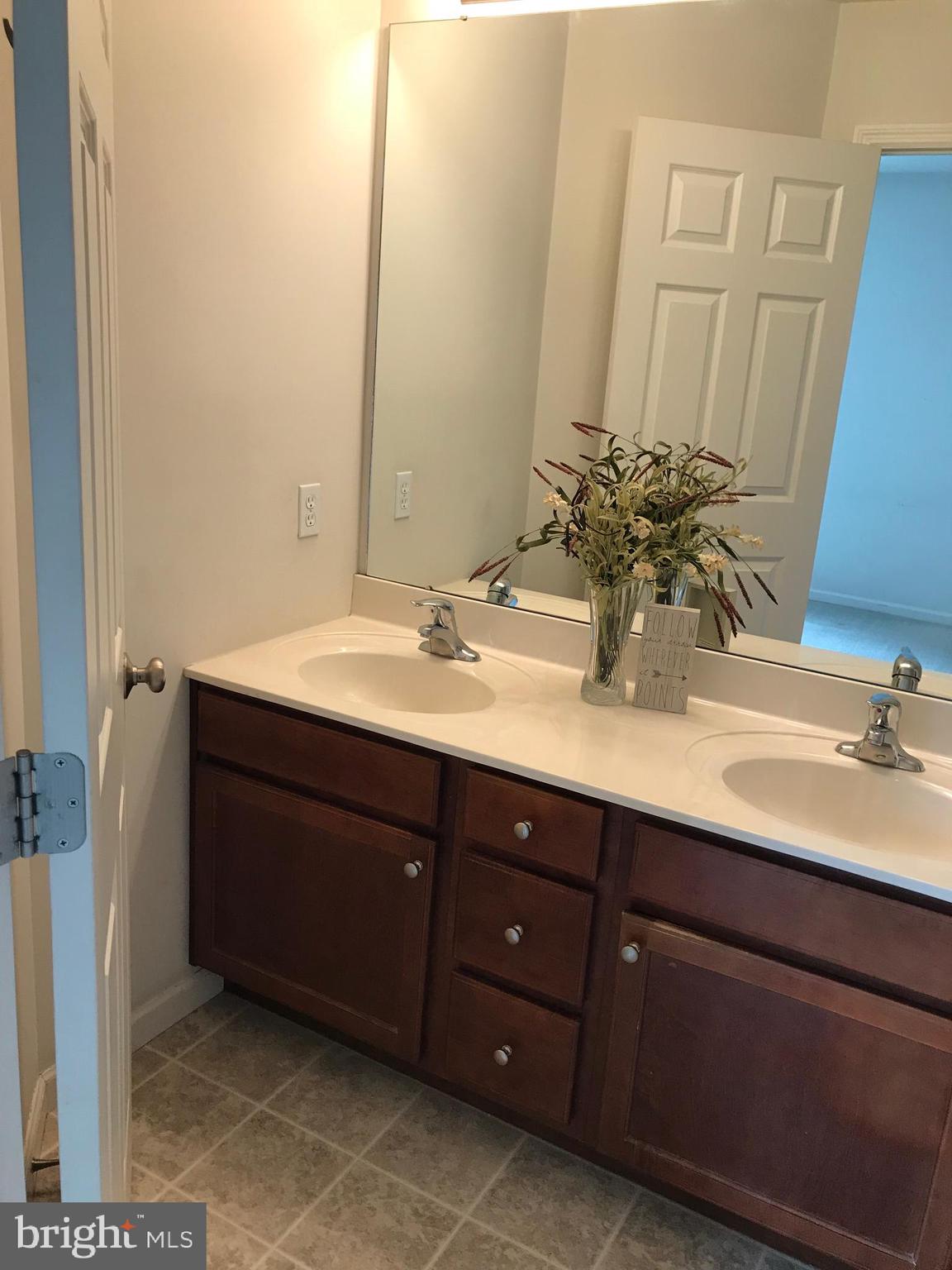 533 Fox Ridge Lane Lebanon, PA 17042 - Photo 33 of 42 Gallery Image 33
