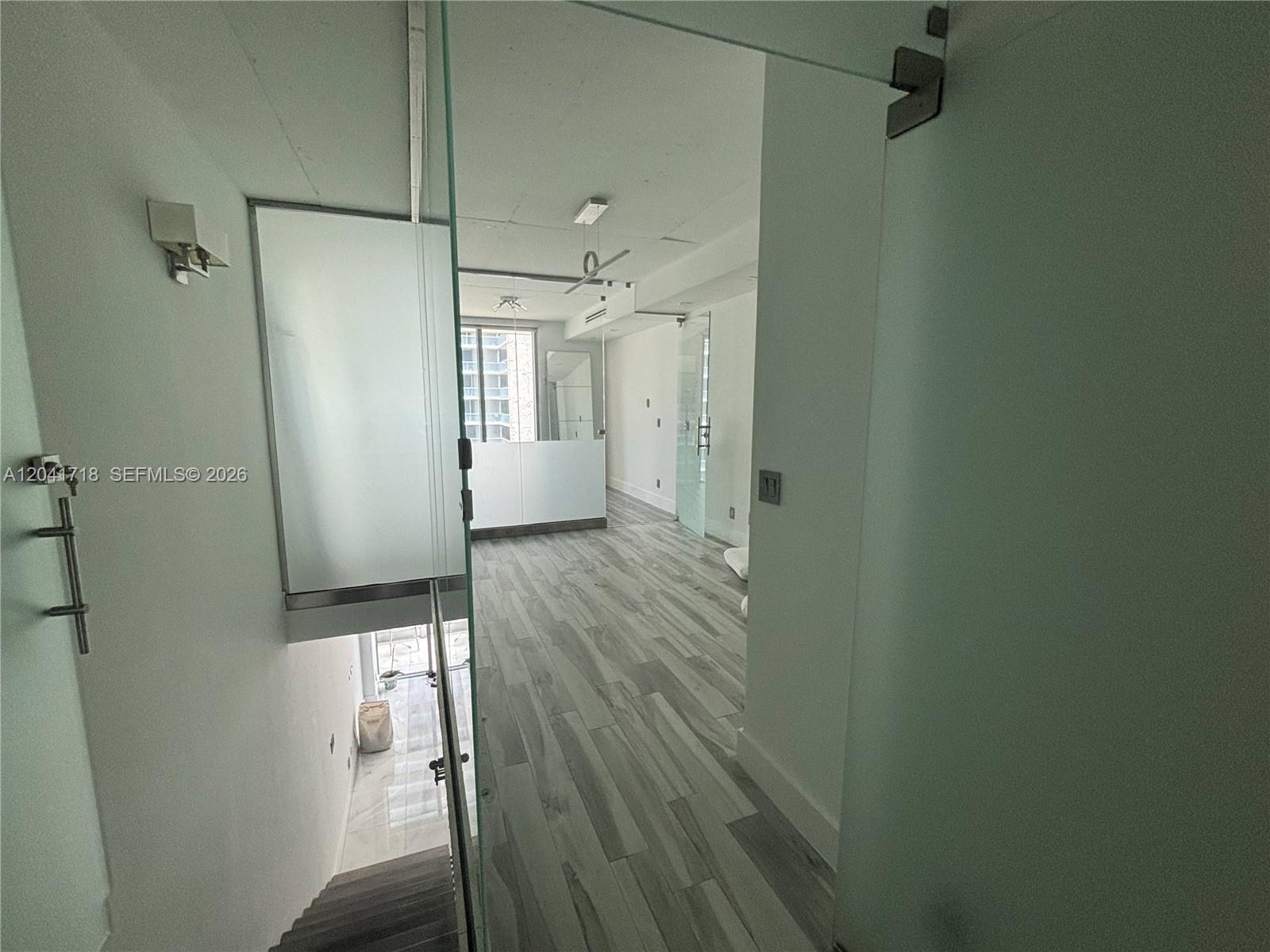 690 Southwest 1st Court, Unit 2124 Miami, FL 33130 - Photo 13 of 20 a view of a bathroom