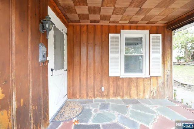 $550,000 | 507 James Street, New Milford, NJ 07646