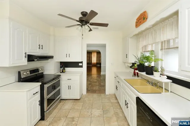 $550,000 | 507 James Street, New Milford, NJ 07646