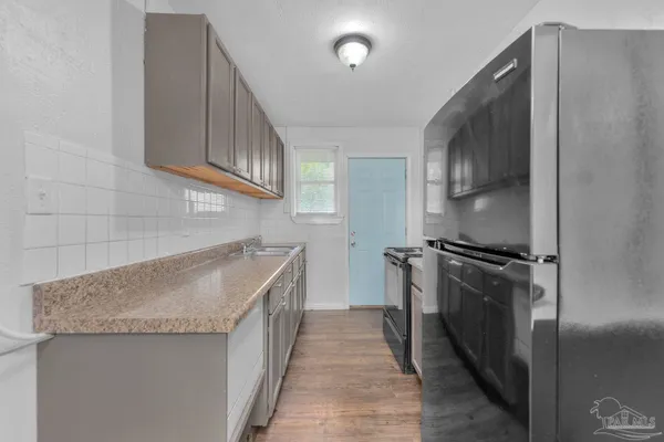$1,250 | 2101 West Romana Street, Unit A, Pensacola, FL 32502