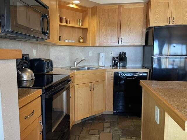 1844 Redtail Hawk Drive, Unit RV55J Redmond, OR 97756 - Photo 6 of 74