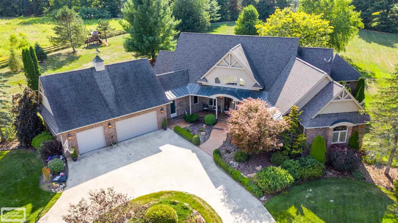 80201 Wales Road Romeo, MI 48065 - Photo 4 of 45 3 Car Garage