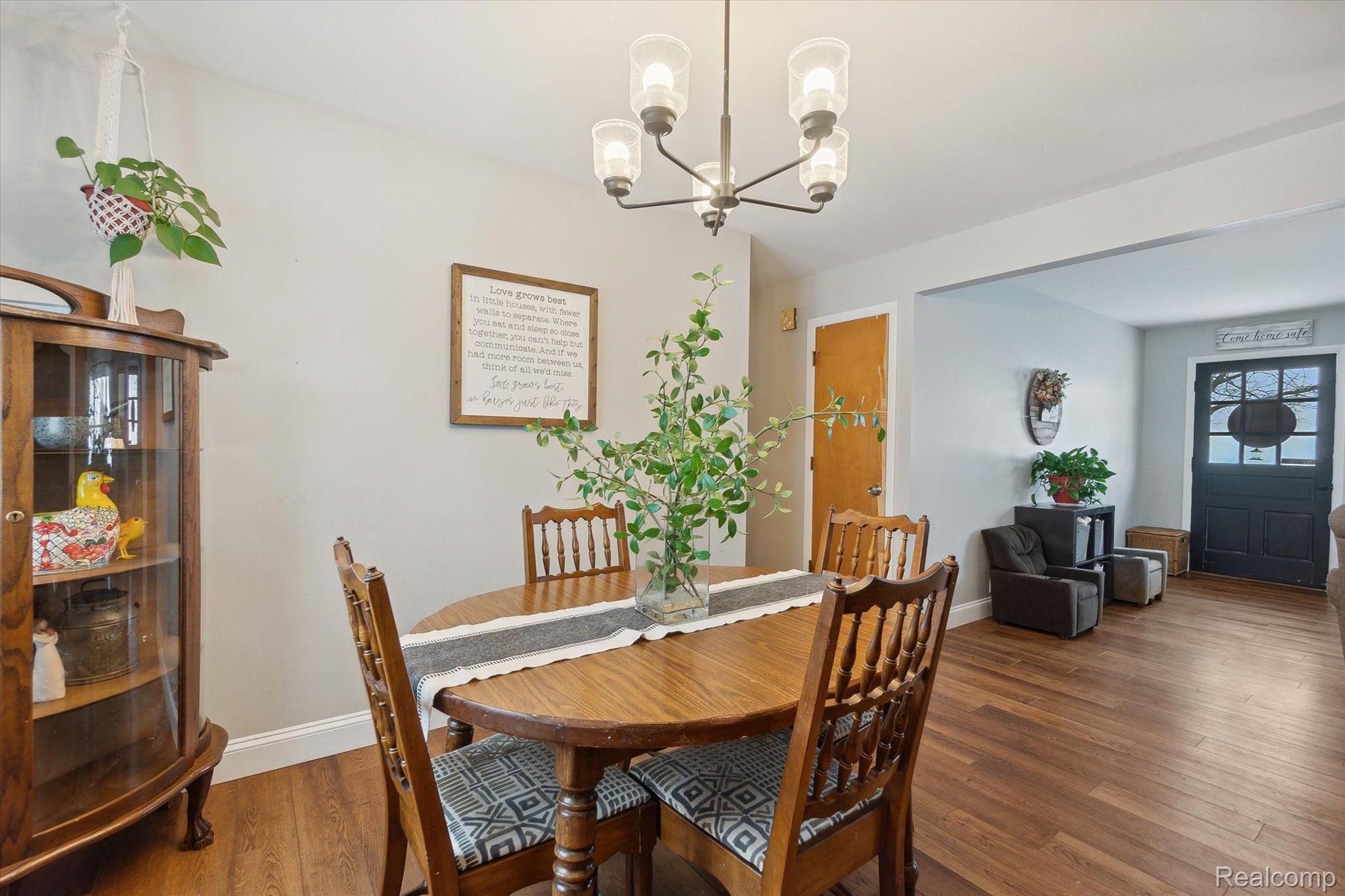 6100 South New Lothrop Road Durand, MI 48429 - Photo 8 of 38 Gallery Image 8