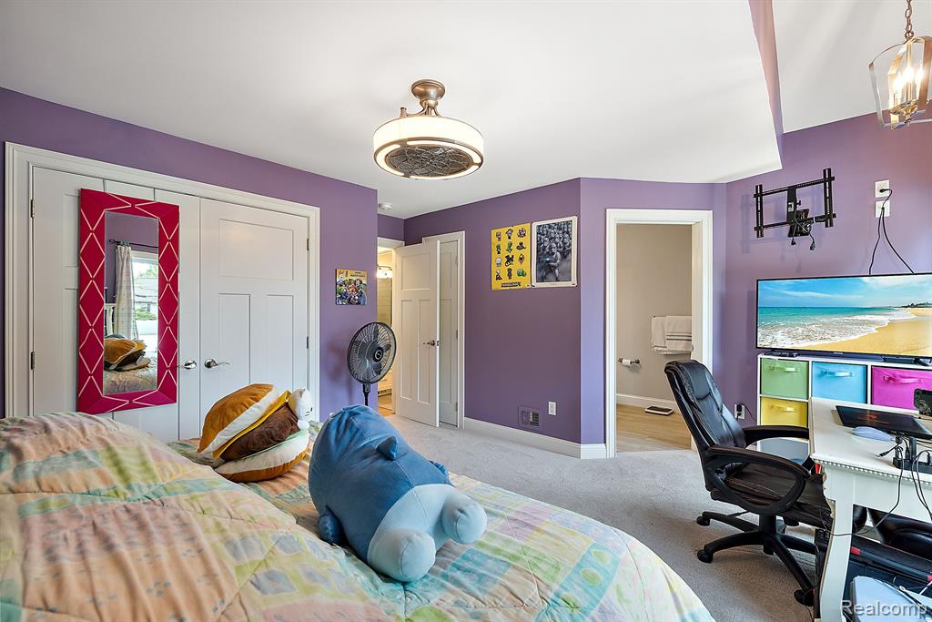 48730 Point Lakeview Street Chesterfield, MI 48047 - Photo 54 of 90