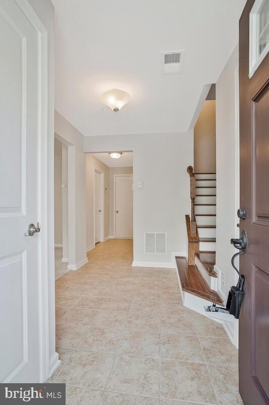 7316 Summit Rock Road Elkridge, MD 21075 - Photo 3 of 48 Foyer