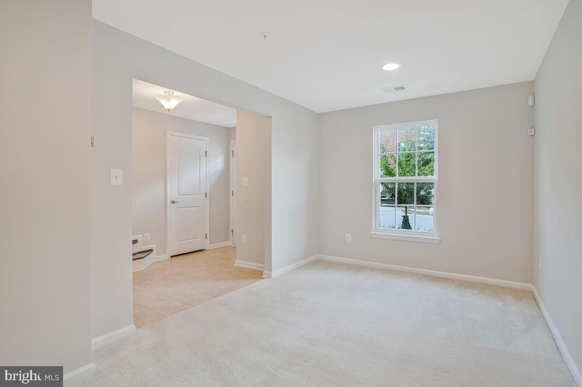 7316 Summit Rock Road Elkridge, MD 21075 - Photo 6 of 48 Flex Room