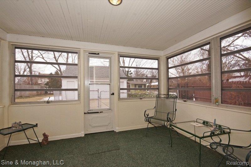 880 Lincoln Road Grosse Pointe, MI 48230 - Photo 13 of 25 DSC03462.JPG