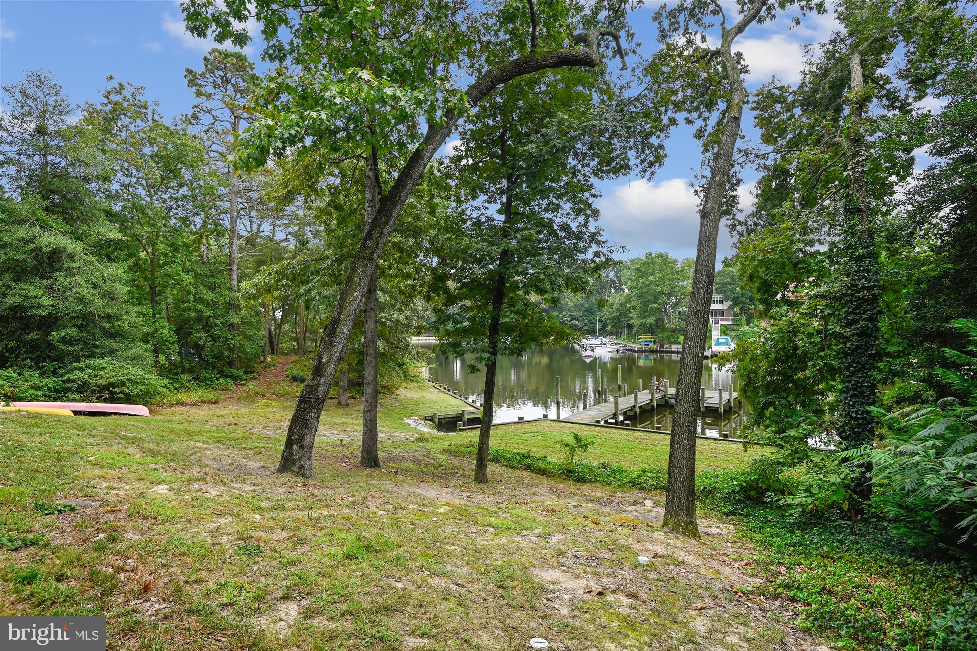 399 Valley Stream Road Severna Park, MD 21146 - Photo 11 of 20 Open green space!