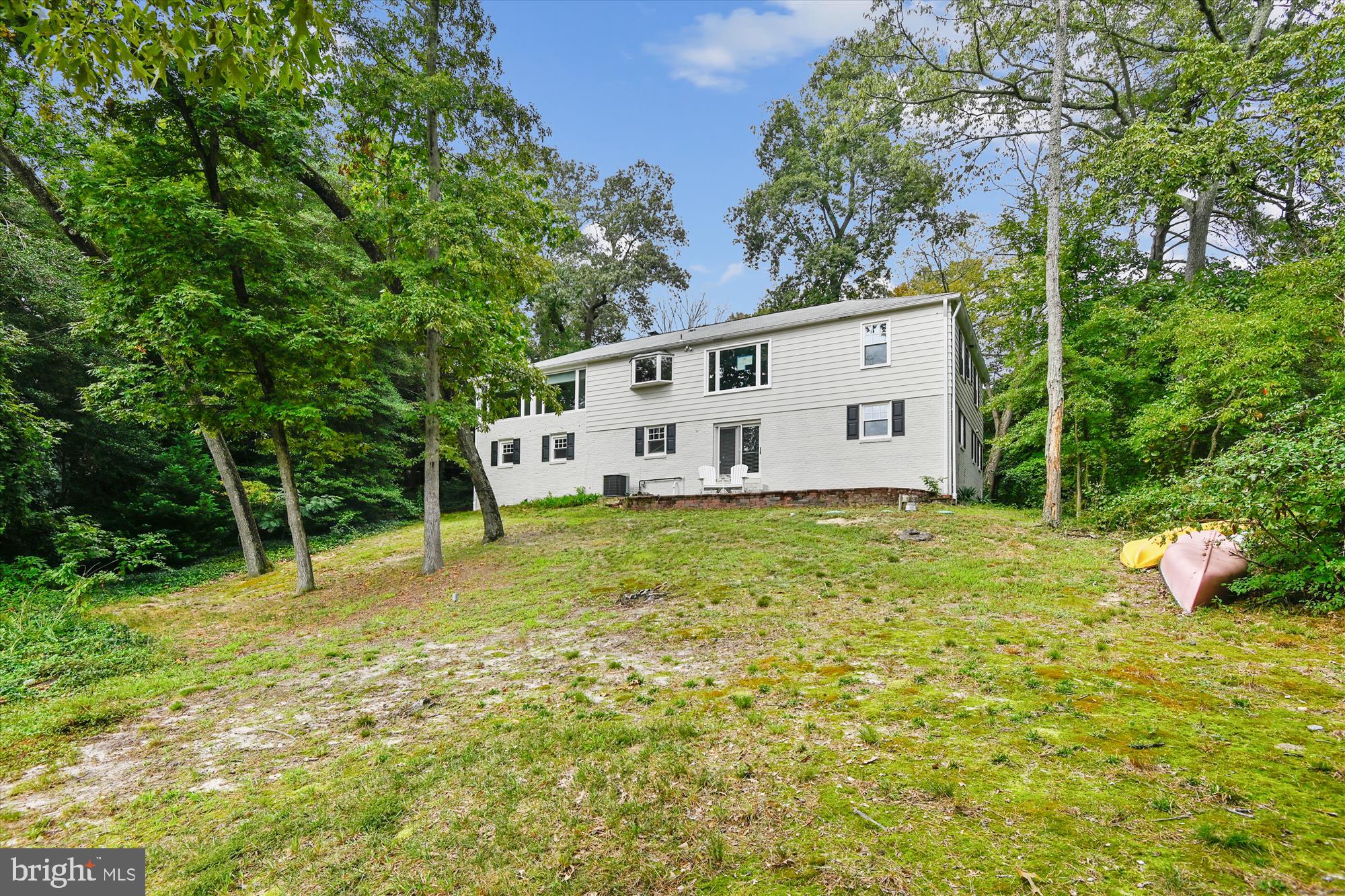 399 Valley Stream Road Severna Park, MD 21146 - Photo 14 of 20 Lots of space