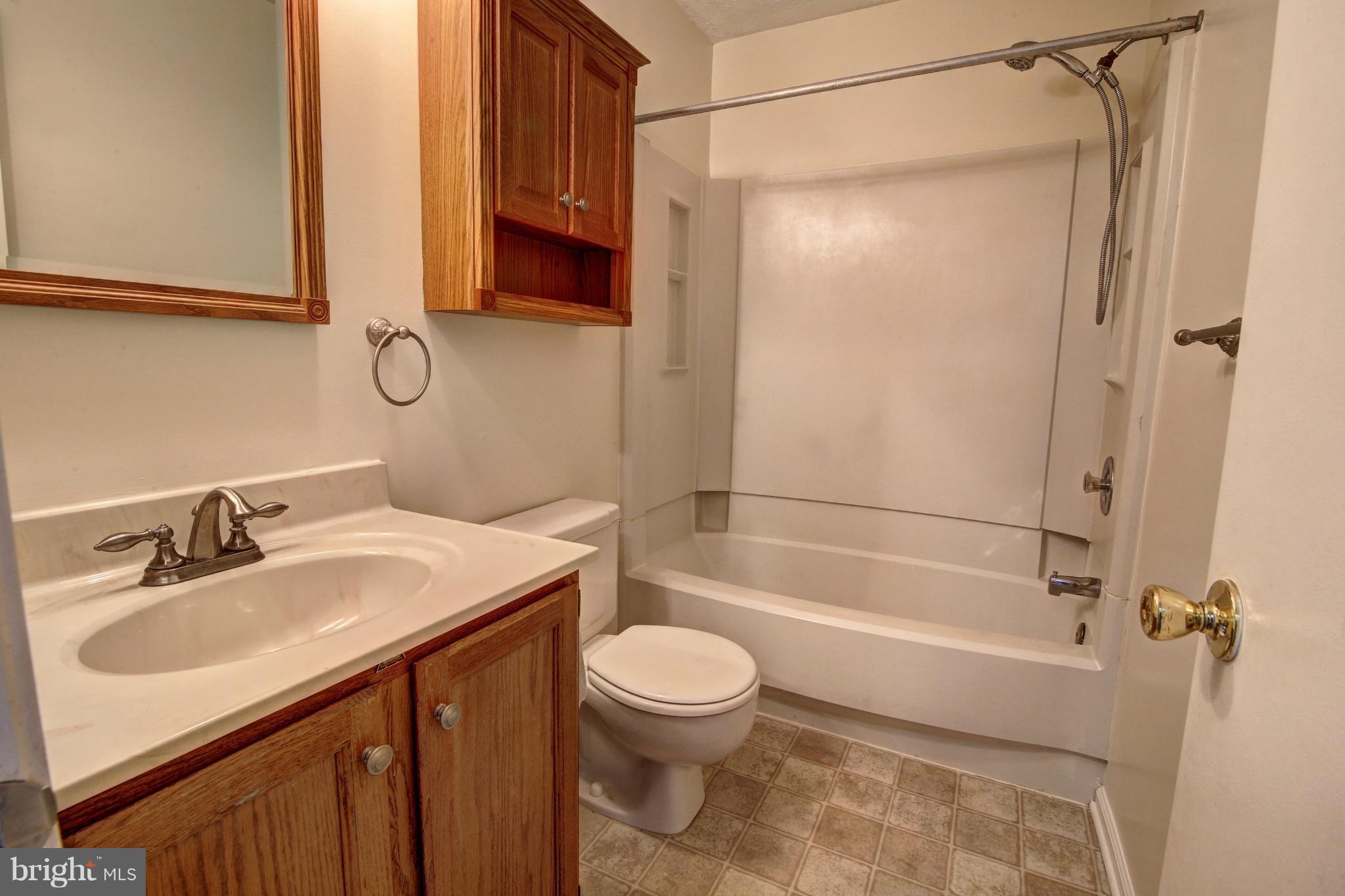 1719 Brookshire Run Point of Rocks, MD 21777 - Photo 13 of 18 Bath
