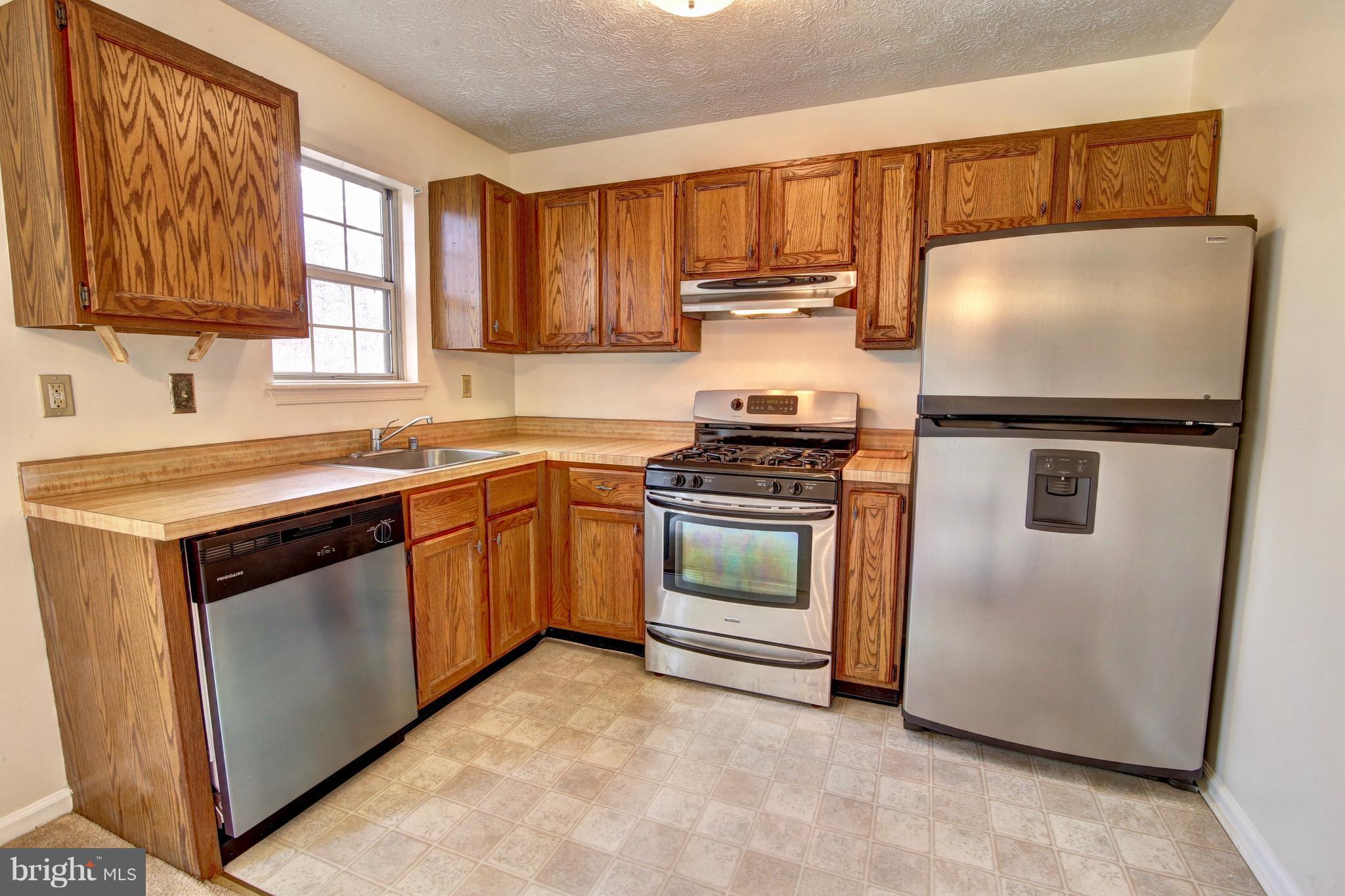 1719 Brookshire Run Point of Rocks, MD 21777 - Photo 4 of 18 Kitchen