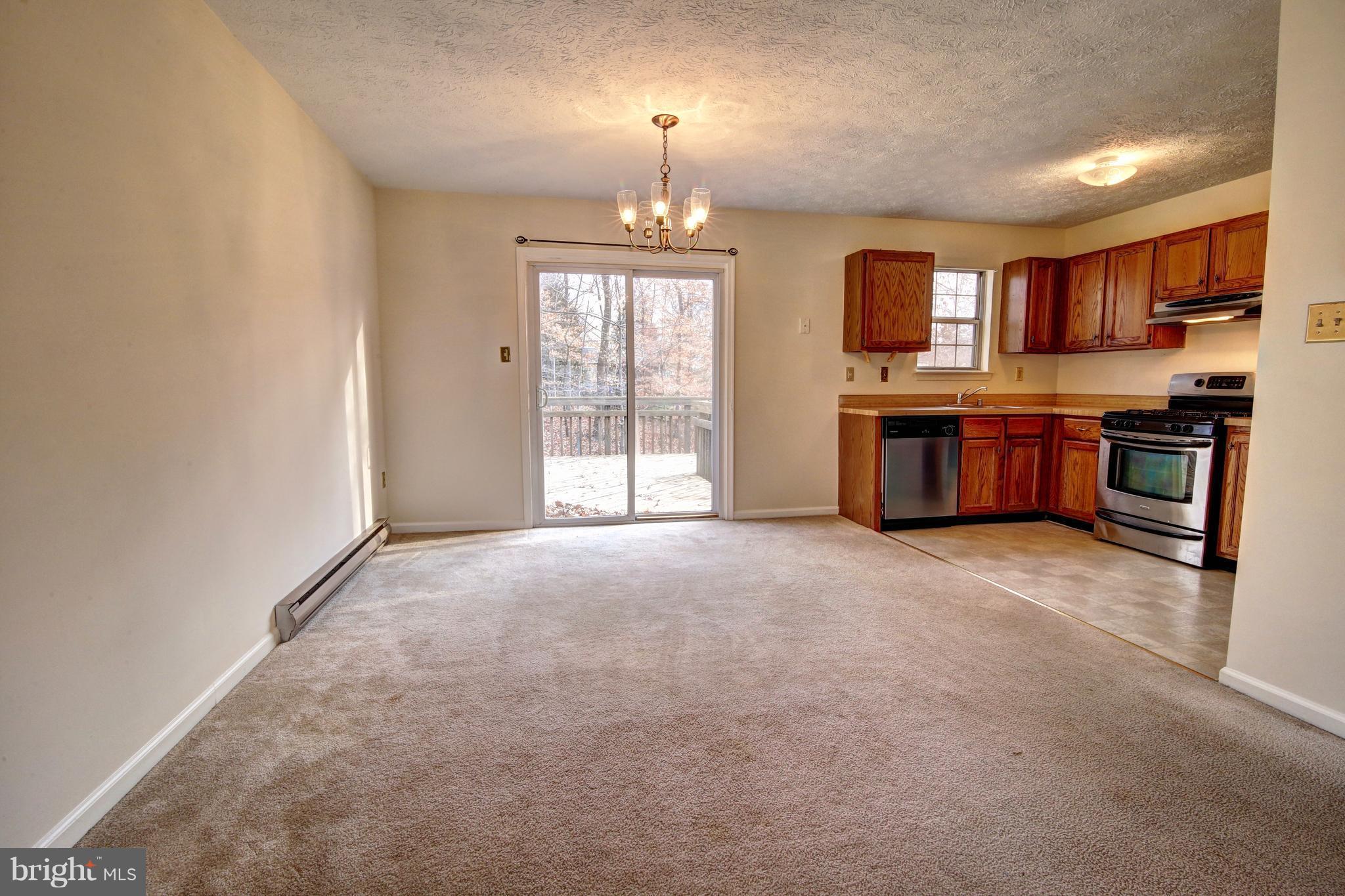 1719 Brookshire Run Point of Rocks, MD 21777 - Photo 7 of 18 Dining Area