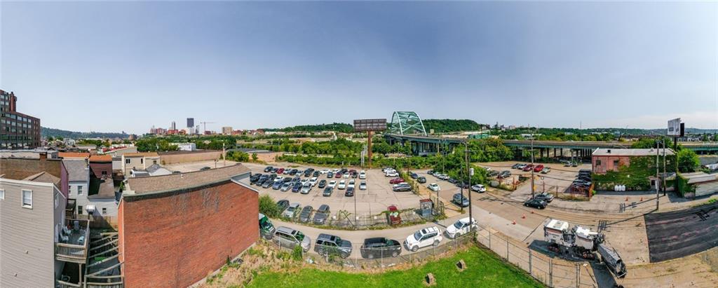 2136 Merriman Way Pittsburgh, PA 15203 - Photo 37 of 38 a view of a city