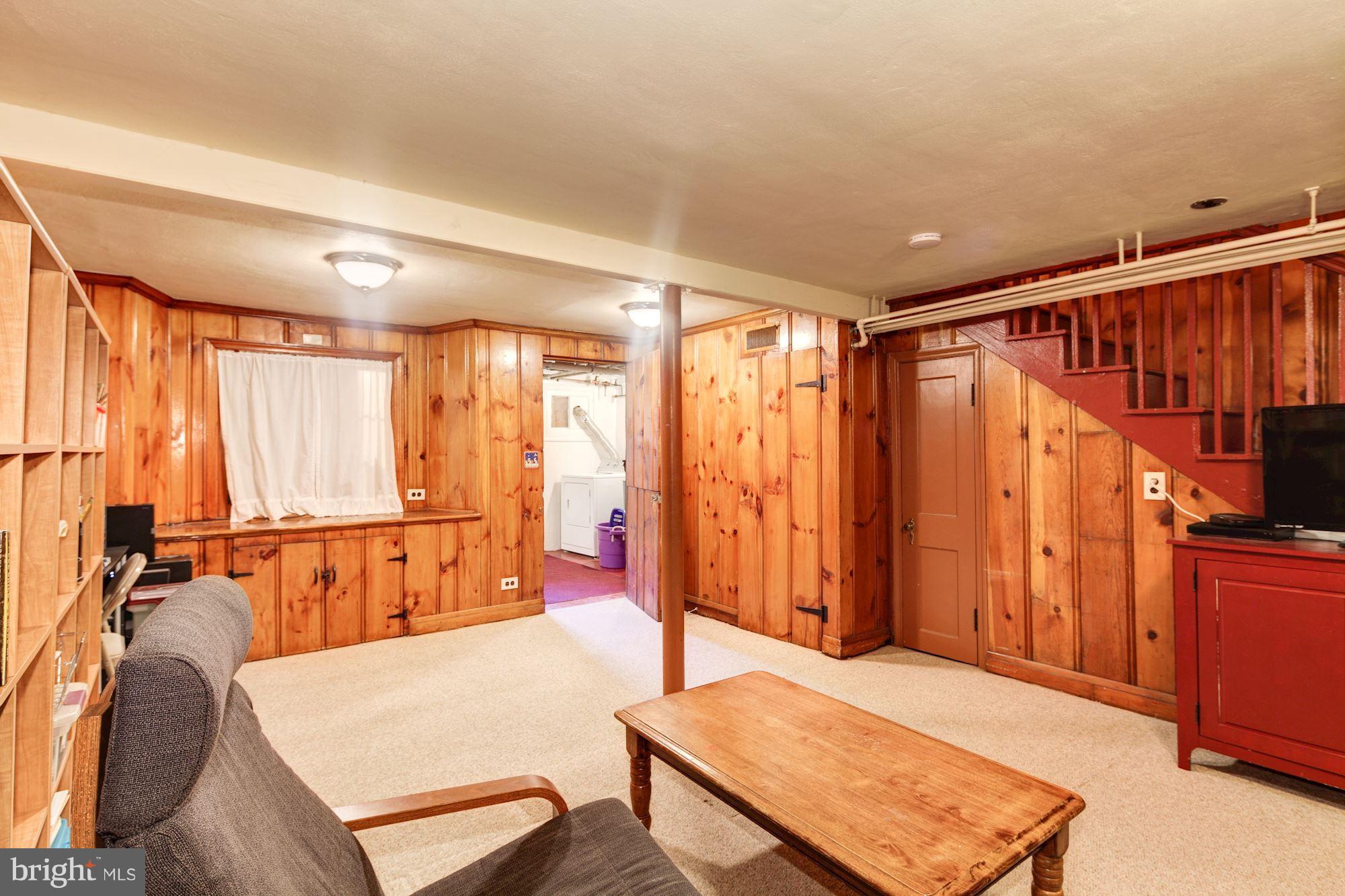 222 Ridge Avenue Baltimore, MD 21286 - Photo 24 of 30 a very nice looking room with a large window