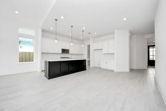 $460,219 | 1711 Sterling Water Drive, Missouri City, TX 77459