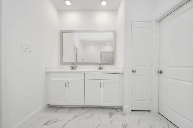 $460,219 | 1711 Sterling Water Drive, Missouri City, TX 77459