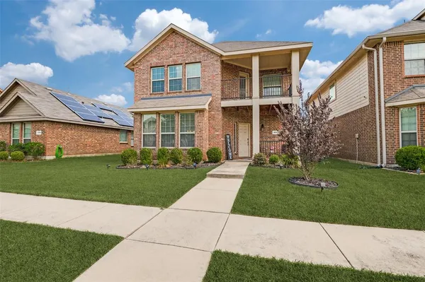 $2,400 | 1942 Parkside Lane, Lancaster, TX 75146