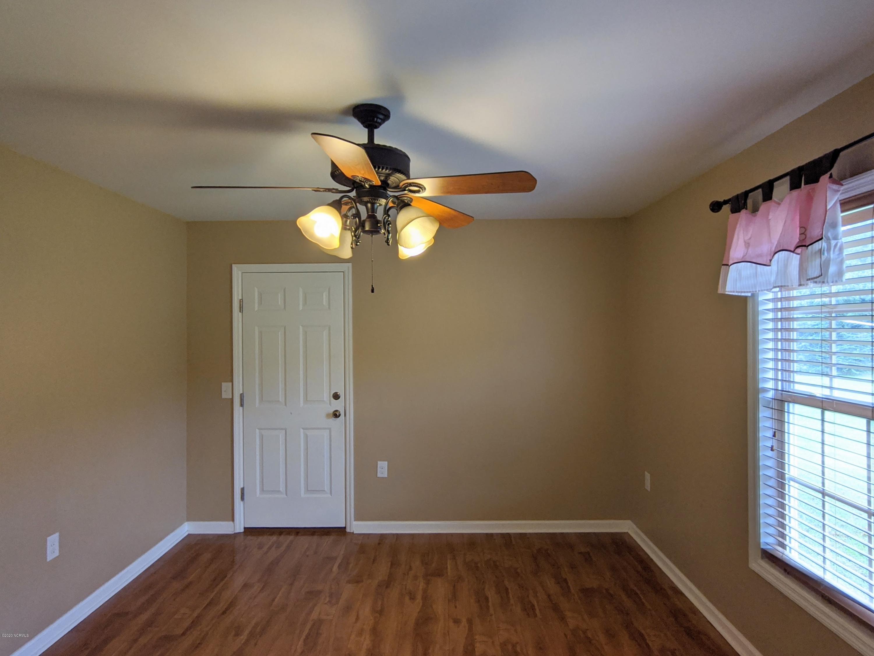 646 Ben Williams Road Jacksonville, NC 28540 - Photo 27 of 57 Bonus Room