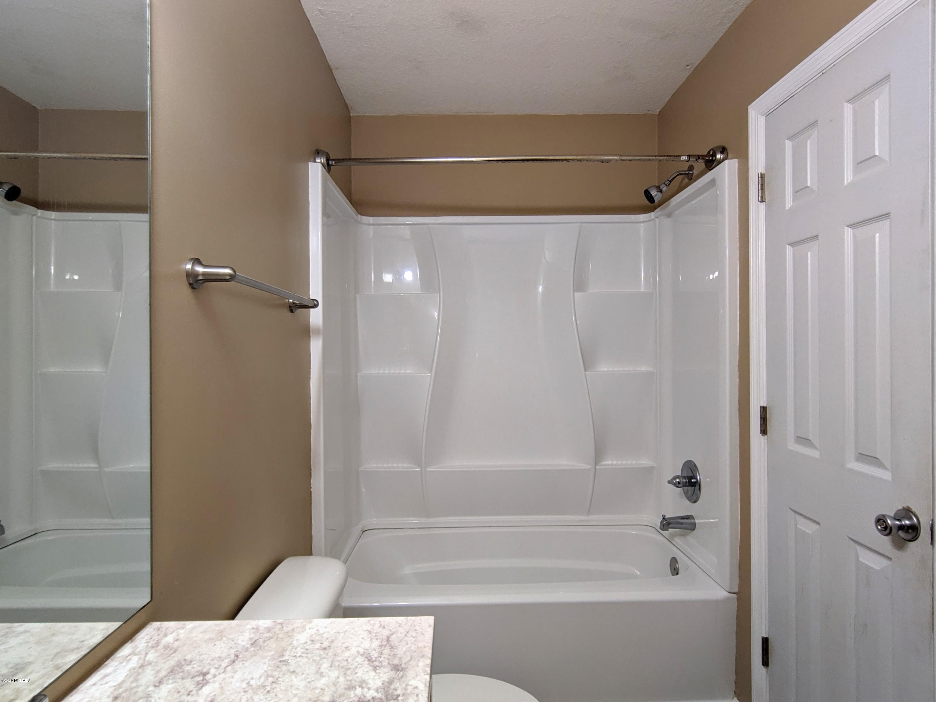 646 Ben Williams Road Jacksonville, NC 28540 - Photo 30 of 57 Upstairs Bathroom
