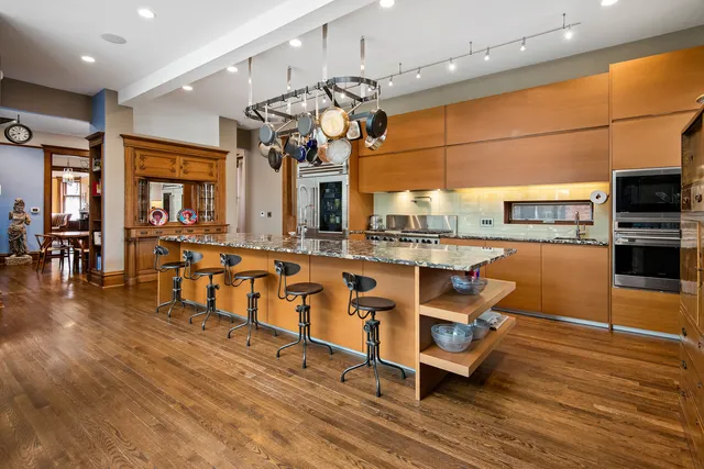 $4,999,000 | 1646 North Leavitt Street, Chicago, IL 60647