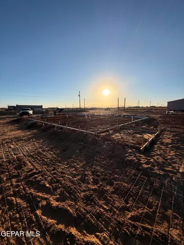 $290,950 | 1417 Nambi Desert Drive, Chaparral, NM 88081