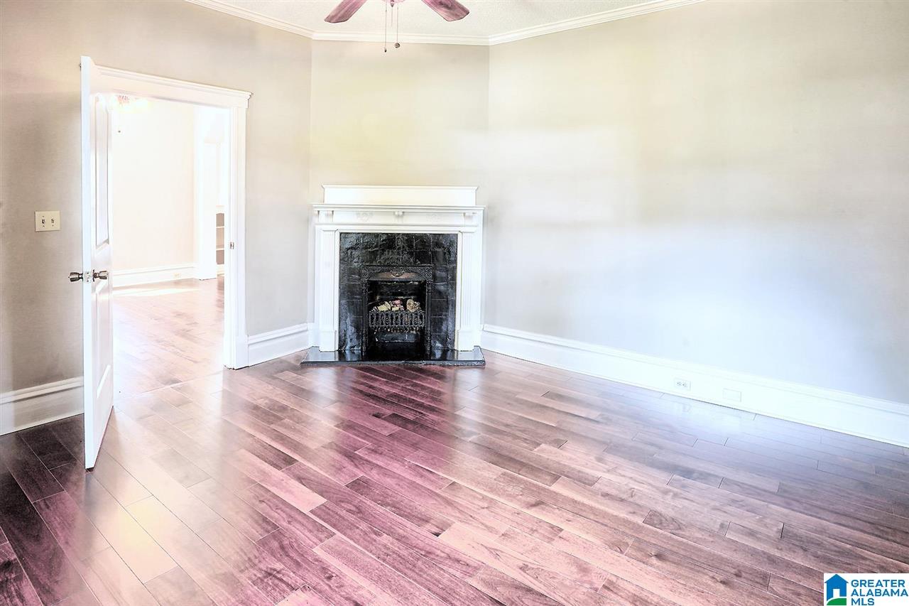 605 10th Street North Clanton, AL 35045 - Photo 10 of 29