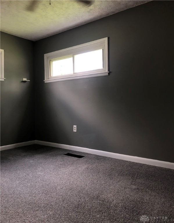 2205 South Hadley Road Springfield, OH 45505 - Photo 19 of 38 Gallery Image 19