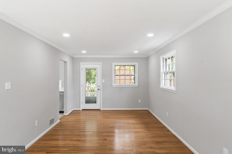 1121 Collingwood Road Alexandria, VA 22308 - Photo 12 of 74 Gallery Image 12