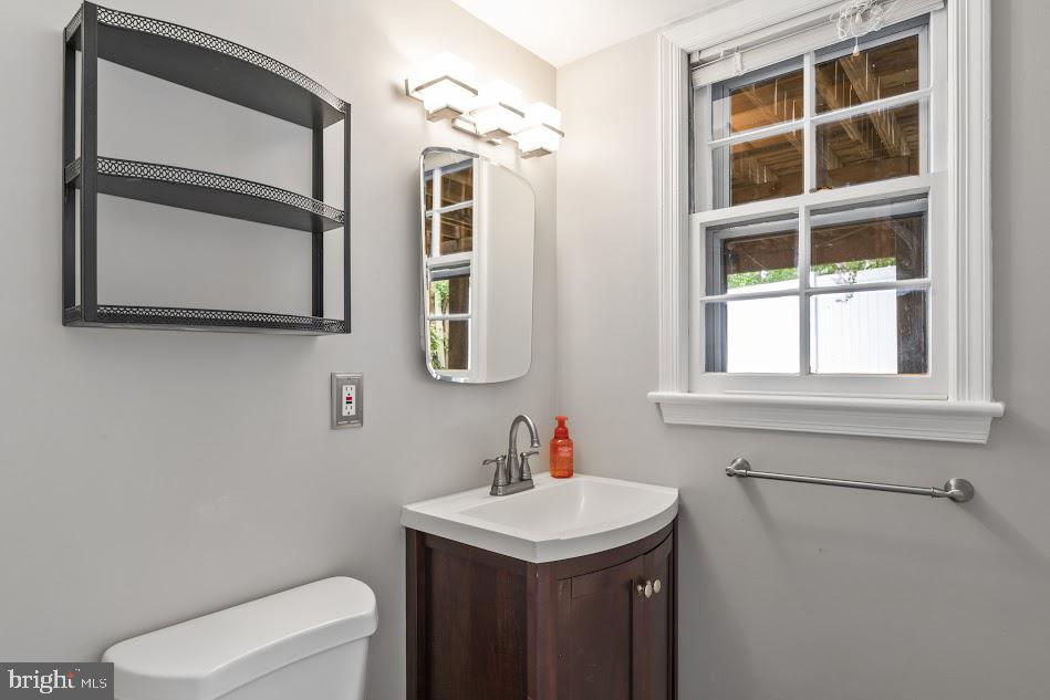 1121 Collingwood Road Alexandria, VA 22308 - Photo 50 of 74 Gallery Image 50