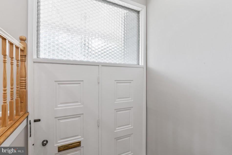 1121 Collingwood Road Alexandria, VA 22308 - Photo 6 of 74 Gallery Image 6