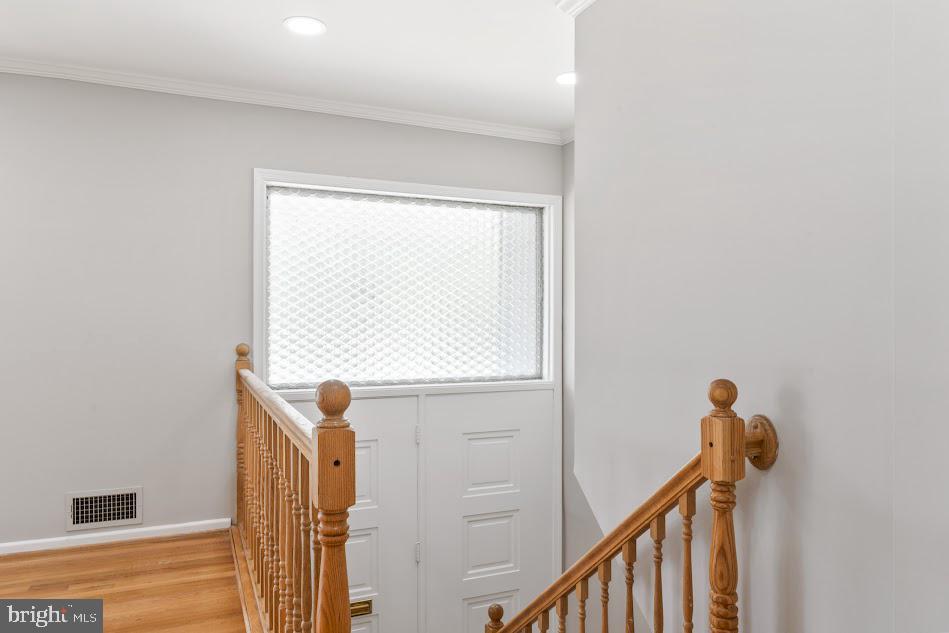 1121 Collingwood Road Alexandria, VA 22308 - Photo 7 of 74 Gallery Image 7