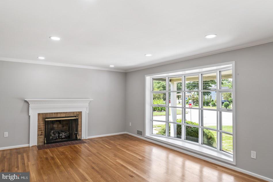 1121 Collingwood Road Alexandria, VA 22308 - Photo 8 of 74 Gallery Image 8