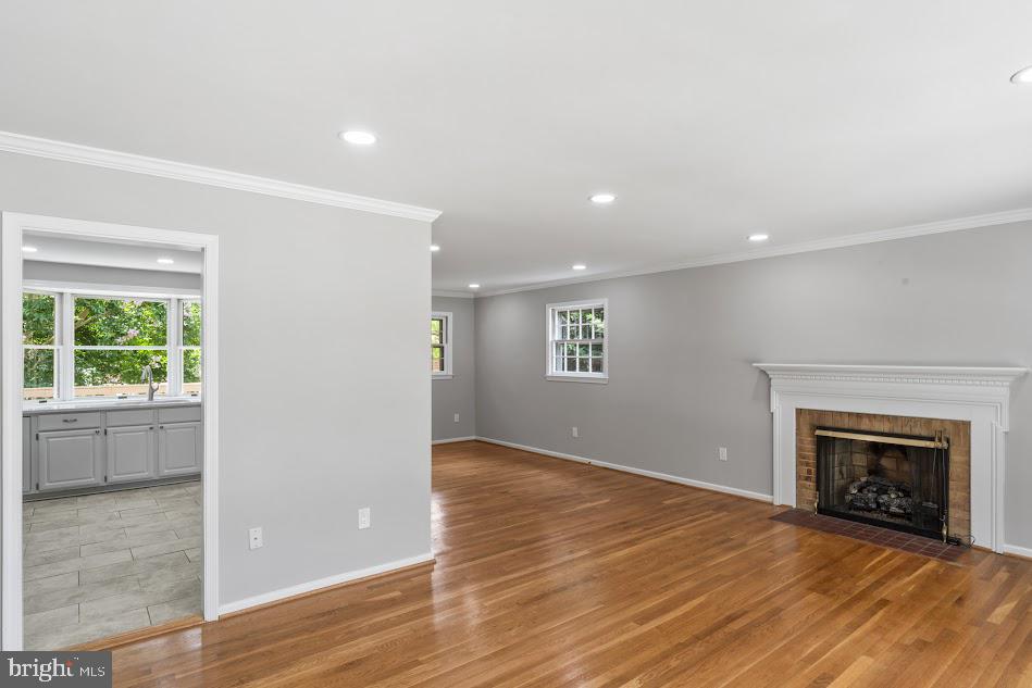 1121 Collingwood Road Alexandria, VA 22308 - Photo 9 of 74 Gallery Image 9