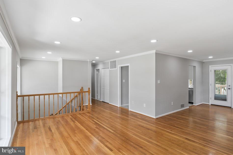 1121 Collingwood Road Alexandria, VA 22308 - Photo 10 of 74 Gallery Image 10