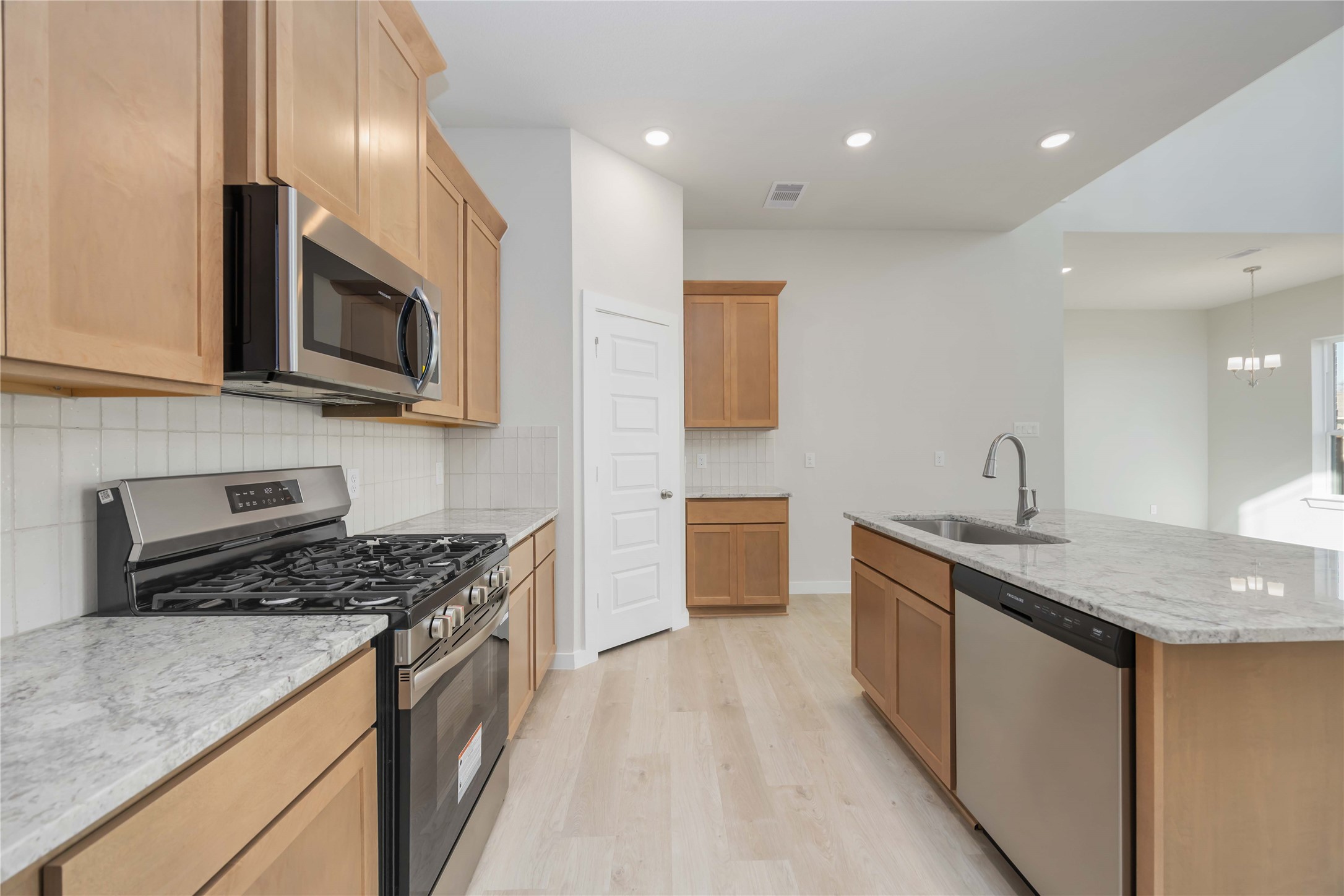 15920 Cy Young Court Splendora, TX 77372 - Photo 9 of 30