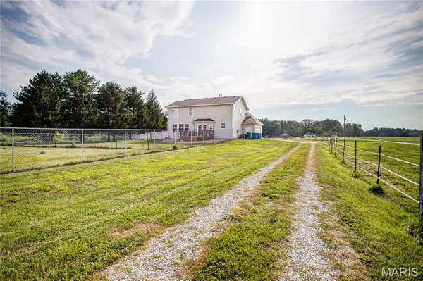 $799,000 | 5878 Eaton Lane, Edwardsville, IL 62025