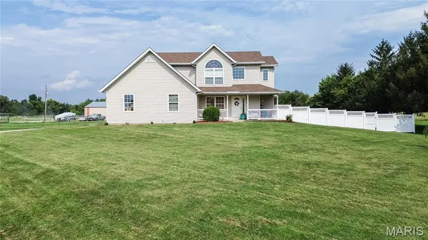 $799,000 | 5878 Eaton Lane, Edwardsville, IL 62025