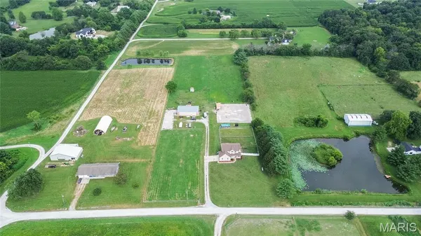 $799,000 | 5878 Eaton Lane, Edwardsville, IL 62025