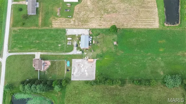 $799,000 | 5878 Eaton Lane, Edwardsville, IL 62025