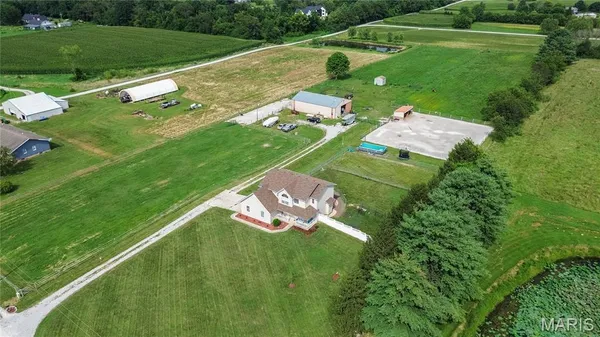 $799,000 | 5878 Eaton Lane, Edwardsville, IL 62025