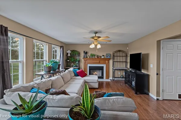 $799,000 | 5878 Eaton Lane, Edwardsville, IL 62025