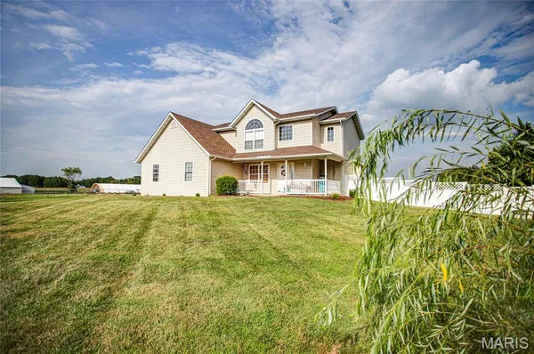 $799,000 | 5878 Eaton Lane, Edwardsville, IL 62025