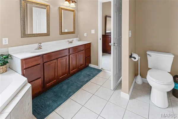 $799,000 | 5878 Eaton Lane, Edwardsville, IL 62025